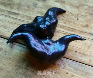 煮菱角巧去壳的做法步骤：7