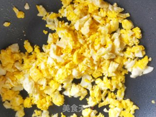 简单好吃三鲜水饺的做法步骤：2