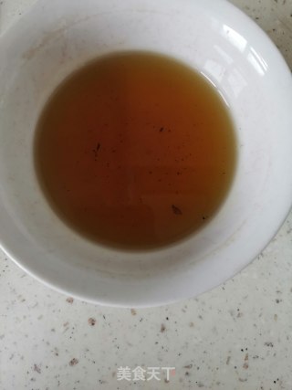 糖醋鸡片的做法步骤：1