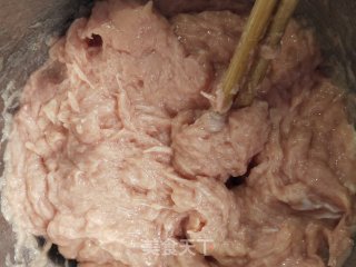 茄汁三文鱼丸拌饭的做法步骤：4