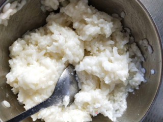 三文鱼牛肉米饭堡的做法步骤：7