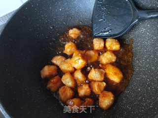 糖醋三文鱼丁的做法步骤：12
