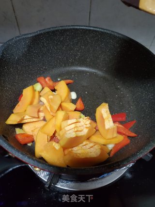 木瓜炒牛肉的做法步骤：7