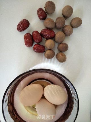糖水蛋的做法步骤：1