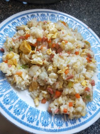 蛋炒饭的做法步骤：6