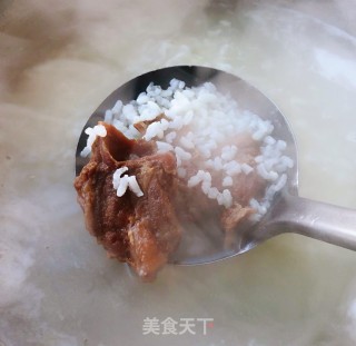 香菇排骨粥的做法步骤：7