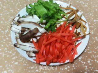 火龙果鸡蛋卷饼的做法步骤：5