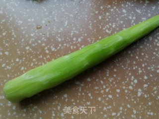 腰果炒莴笋的做法步骤：1