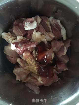 鲜肉粽子的做法步骤：1