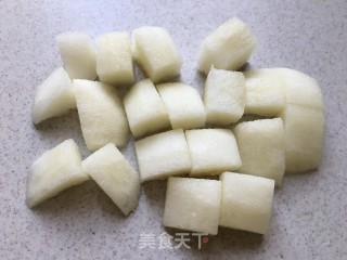金桔雪梨汤的做法步骤：2