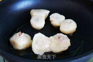 香煎糯米面黏豆包的做法步骤：4