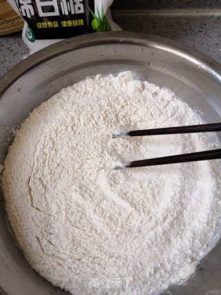 奶香葡萄干发糕的做法步骤：3