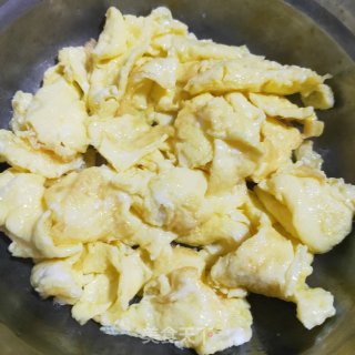 爆炒鱿鱼圈的做法步骤：4