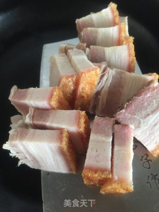 抗菌消炎拌面 大蒜烧肉拌面的做法步骤：4