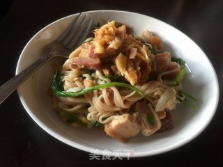 抗菌消炎拌面 大蒜烧肉拌面的做法步骤：8