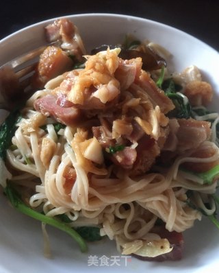抗菌消炎拌面 大蒜烧肉拌面的做法步骤：9
