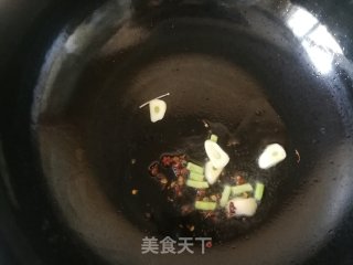 泡菜金针菇煮粉条的做法步骤：5