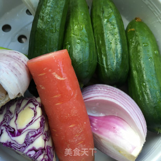 酸辣乳瓜片的做法步骤：1
