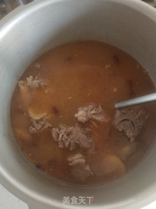 美味羊蝎子火锅的做法步骤：4