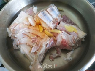 酱驴肉的做法步骤：2