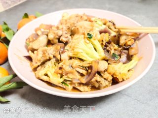 花菜炒牛蛙的做法步骤：8