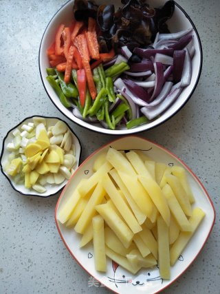 洋葱炒土豆的做法步骤：4