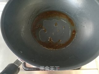 板栗红烧肉的做法步骤：2