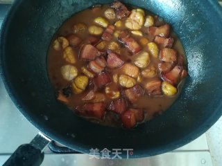 板栗红烧肉的做法步骤：8