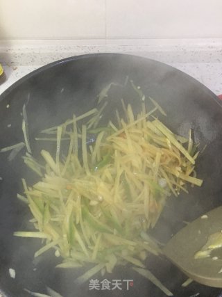 酸辣土豆丝的做法步骤：7
