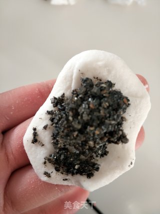 芝麻汤圆的做法步骤：7