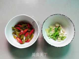 泡椒鸭胗的做法步骤：5