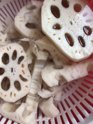 卤水一家的做法步骤：2