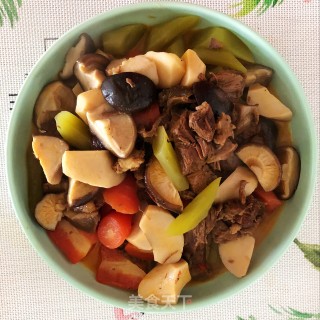 四蔬烩牛肉的做法步骤：4