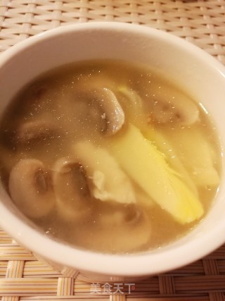 减脂笋菇汤的做法步骤：8