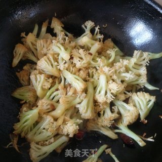 爆炒有机花菜的做法步骤：5