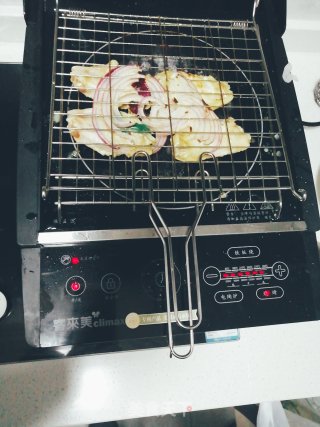 烧烤版烤鸡翅的做法步骤：4