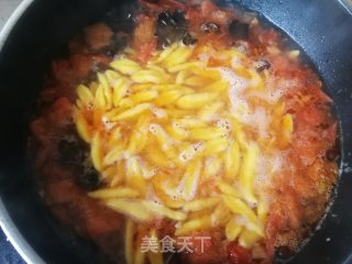 西红柿菜芯南瓜剪刀面的做法步骤：16