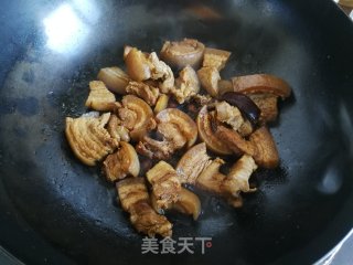 香菇炖五花肉的做法步骤：4