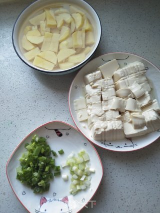 内脂豆腐汤的做法步骤：3