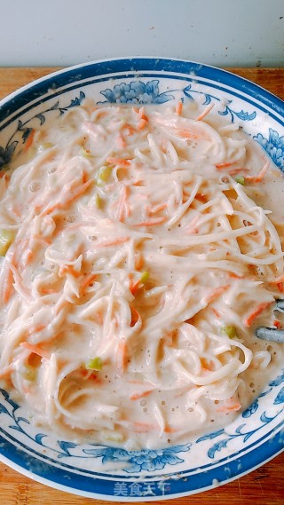 土豆丝鸡蛋饼的做法步骤：6