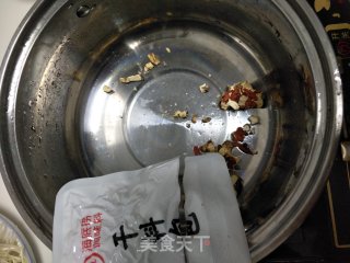 自制海底捞三鲜火锅的做法步骤：13