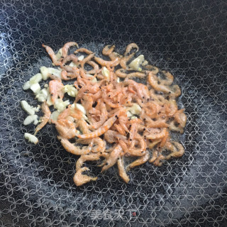 对虾干炒包菜的做法步骤：5