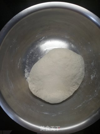 葱油饼的做法步骤：1