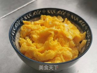 韭菜炒磷虾的做法步骤：2