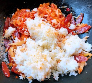 #腊味#腊肠辣白菜炒饭的做法步骤：7