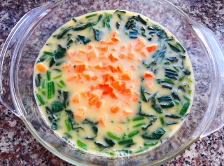 虾爬肉菠菜蒸蛋羹的做法步骤：6