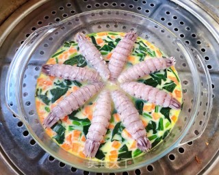 虾爬肉菠菜蒸蛋羹的做法步骤：9