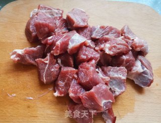 咖喱牛肉的做法步骤：2