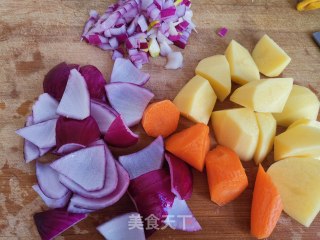 咖喱牛肉的做法步骤：6