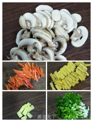 口蘑炒豌豆的做法步骤：2